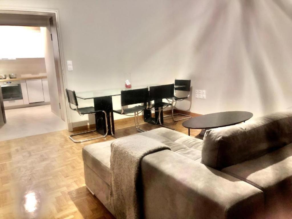 Economy Shared Apartment D In Central Ateny Zewnętrze zdjęcie